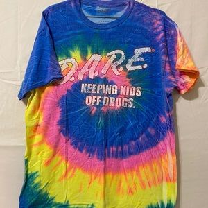 Tie dye dare shirt❄️